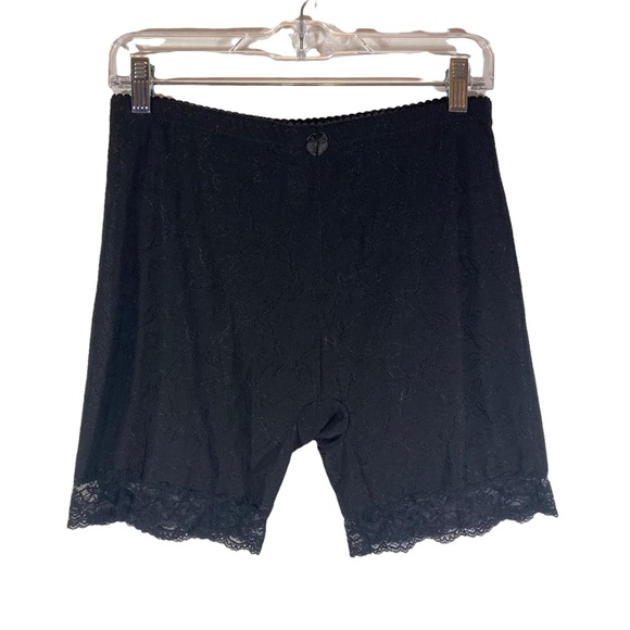 Delta Burke Other - Delta Burke lace trim Shapewear. light weight. black  Size 2X